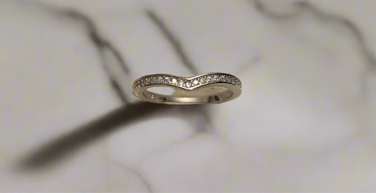 Pavé Set Shadow Band