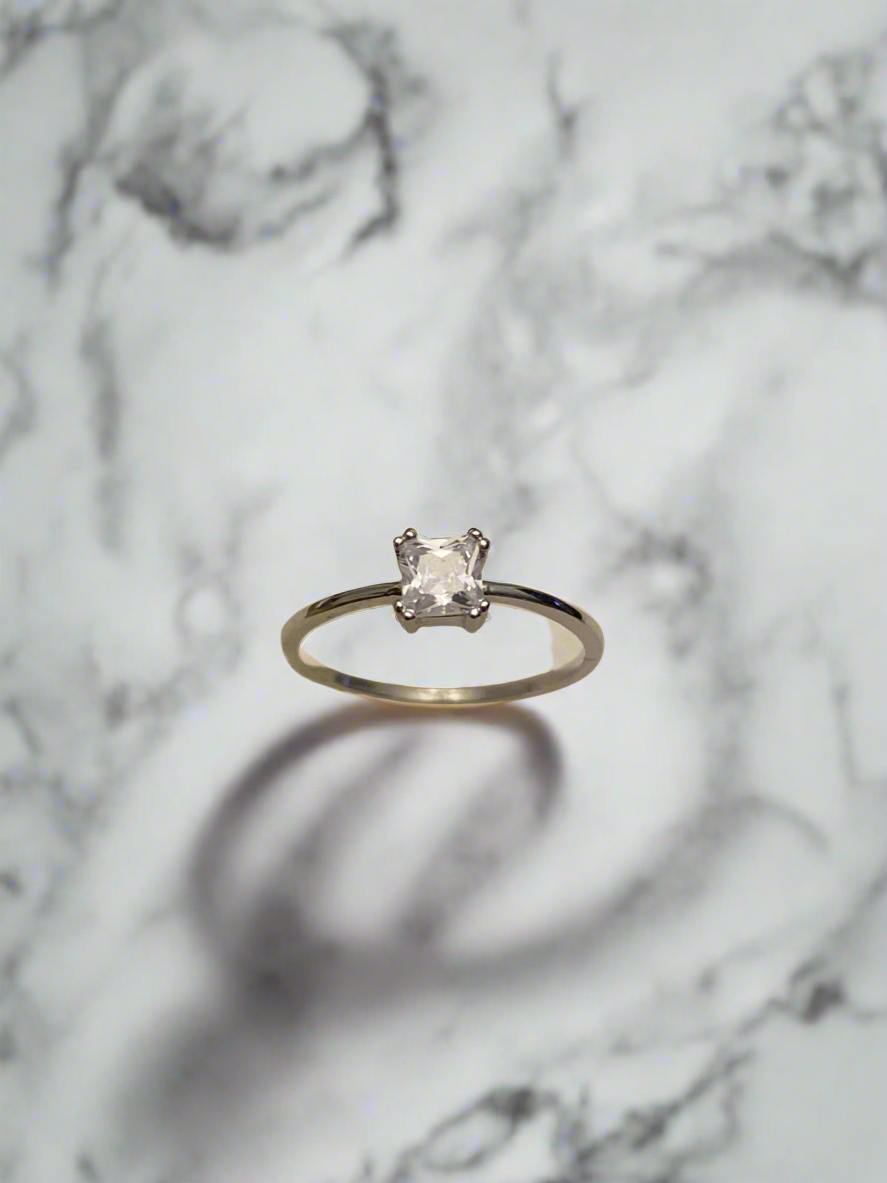 "Eterna" Clear Cubic Zirconia Solitaire Ring