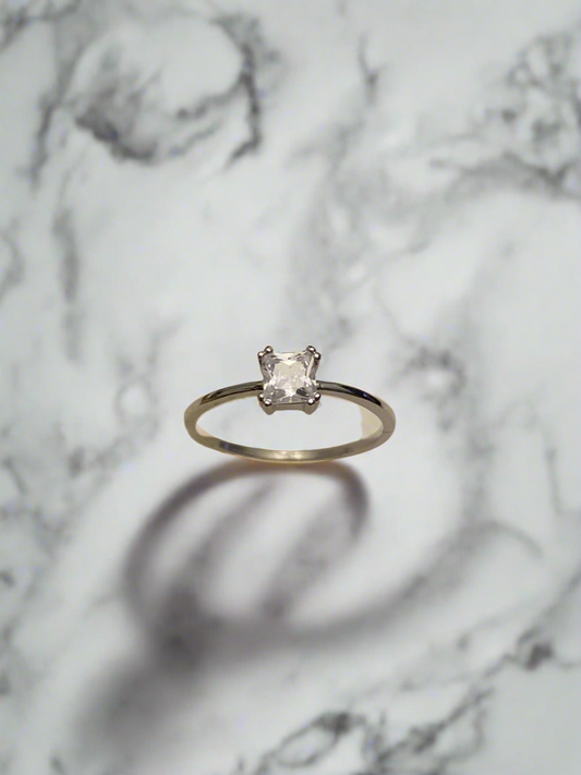 "Eterna" Clear Cubic Zirconia Solitaire Ring