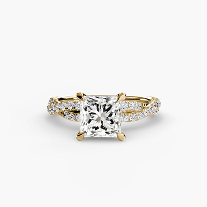 The Twisted Pavé Solitaire